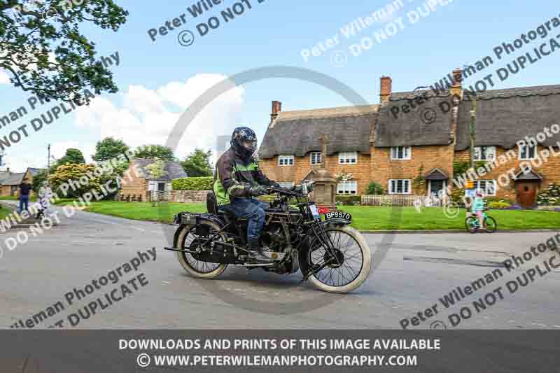 Vintage motorcycle club;eventdigitalimages;no limits trackdays;peter wileman photography;vintage motocycles;vmcc banbury run photographs